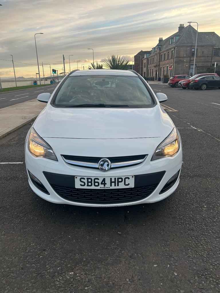 Vauxhall, ASTRA, Estate, 2015, Manual, 1598 (cc), 5 doors
