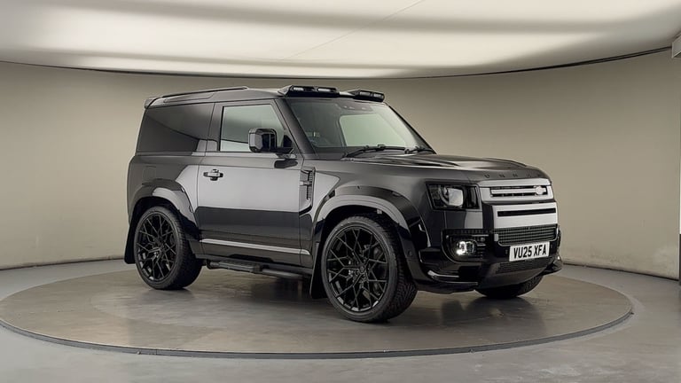 2025 Land Rover Defender 3.0 D250 X-Dynamic SE 90 3dr Auto ESTATE DIESEL Automatic