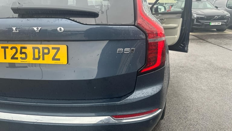 2025 Volvo XC90 2.0 B5 MHEV Ultra Bright Auto 4WD Euro 6 (s/s) 5dr ESTATE Petrol/Electric Hybrid ...