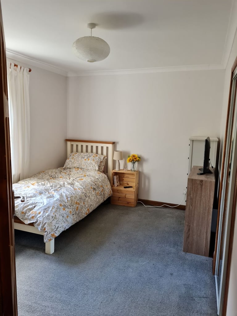 Single room close to tram