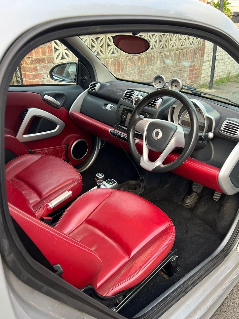 Smart, FORTWO CABRIO, Convertible, 2010, Semi-Auto, 999 (cc), 2 doors