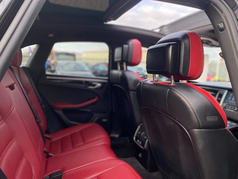 2018 Porsche Macan 3.0T V6 GTS SUV 5dr Petrol PDK 4WD Euro 6 (s/s) (360 ps) ESTATE Petrol Automatic