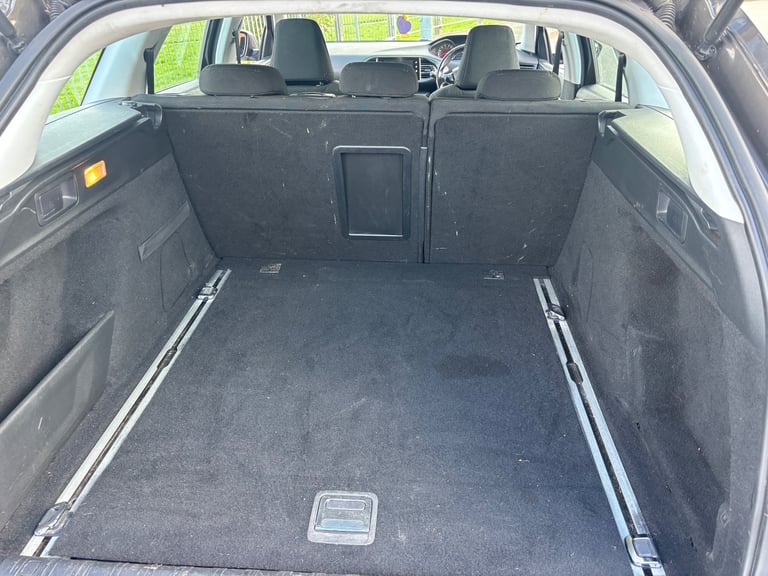 Peugeot, 308, Estate, 2015, Manual, 1560 (cc), 5 doors