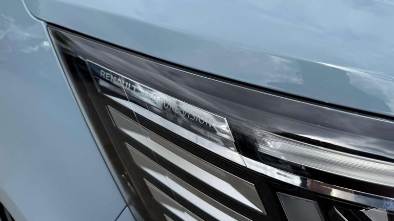 2022 Renault Trafic SL28 Blue dCi 130 Sport Van Van Diesel Manual