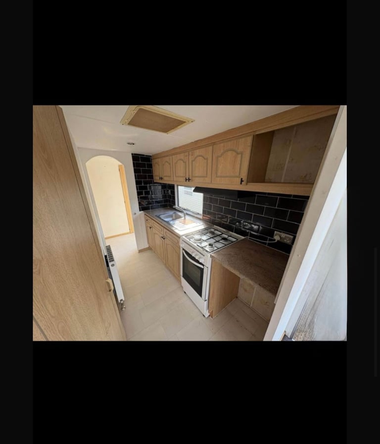 2 bedroom static for rent 