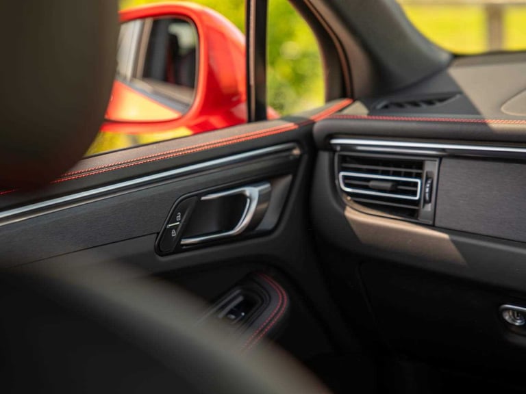 2023 Porsche Macan Gts S-A SUV Petrol Automatic