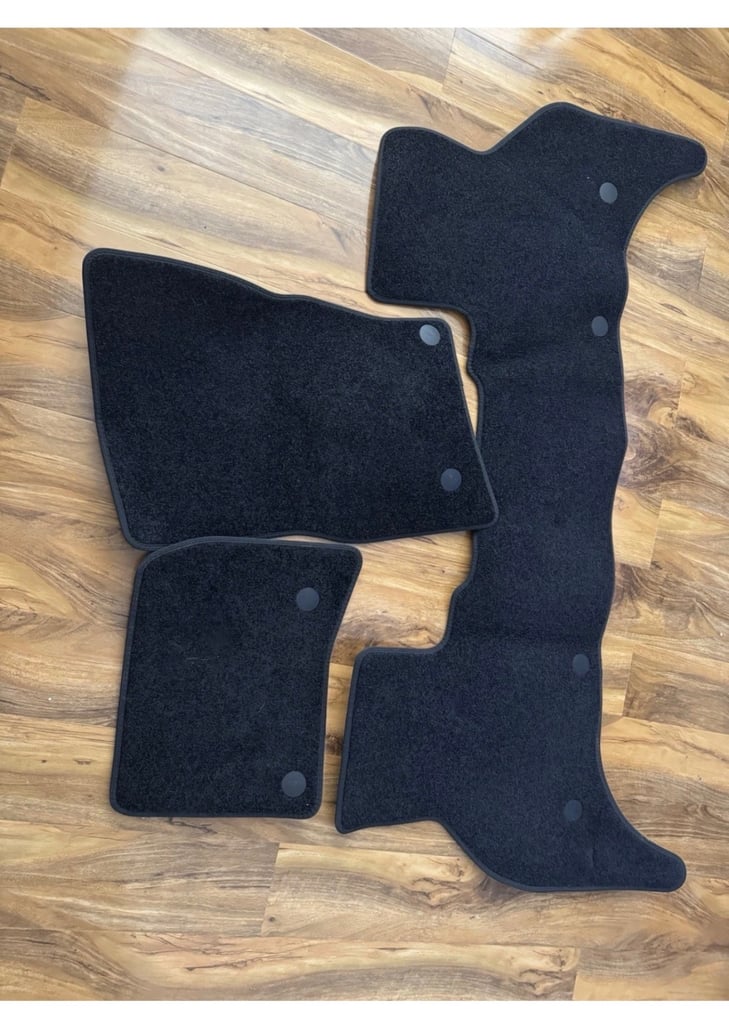 Land rover defender car mat 