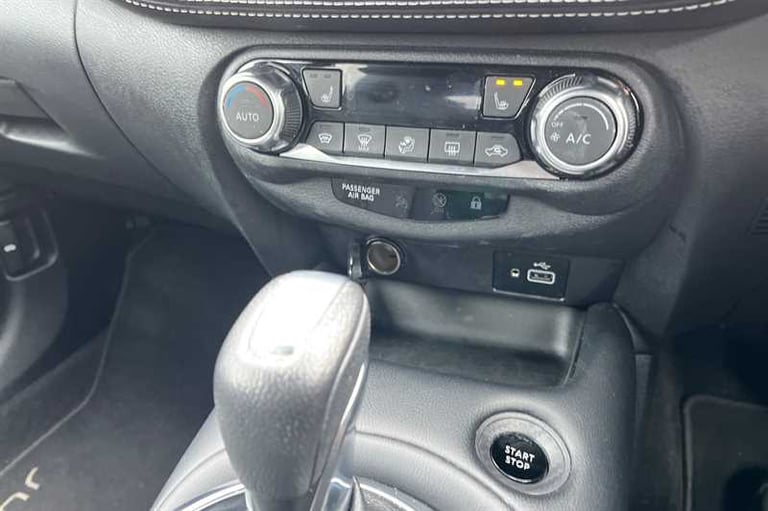 2022 Nissan Juke 1.6 HYBRID TEKNA 5DR AUTO Hatchback Hybrid Automatic