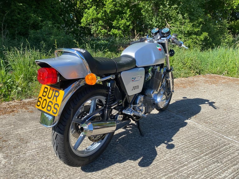 LAVERDA JOTA, 1978, EXTENSIVE WORK CARRIED BY R.SLATER, BEAUTIFUL ITALIAN TRIPLE