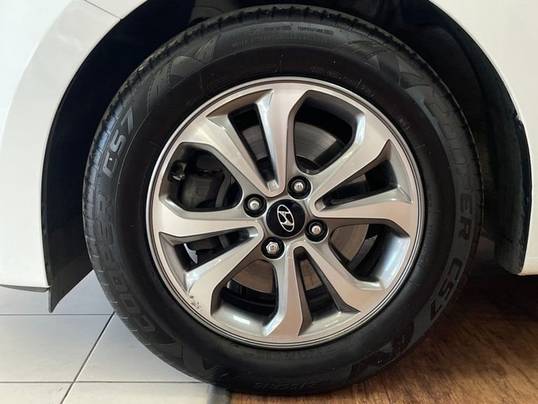 2019 Hyundai i20 1.0 T-GDi SE Hatchback 5dr Petrol Manual Euro 6 (s/s) (100 ps) Hatchback Petrol ...