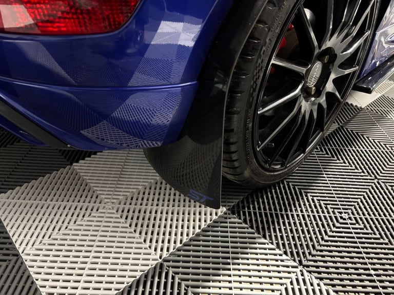 2017 Ford Fiesta 1.6T EcoBoost ST-3 Hatchback 3dr Petrol Manual Euro 6 (182 ps) Hatchback Petrol ...