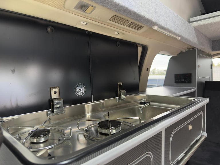 2007 Nissan Elgrand POP TOP 4 Berth Full Camper Conversion