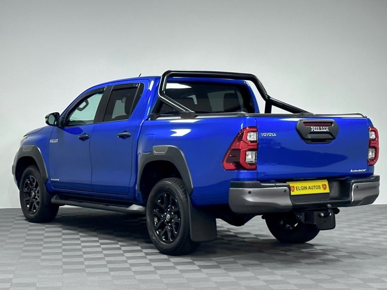 2021 (71) Toyota Hilux Invincible X Pickup Double Cab 2.8 D-4D Auto ( 204 bhp )