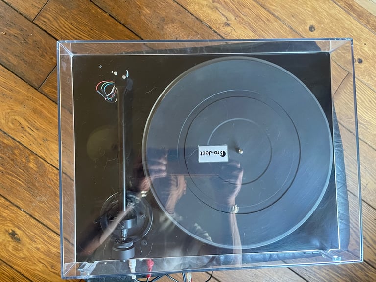 Project P 1.2 record deck 