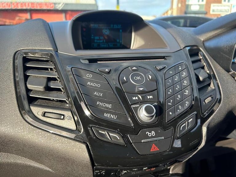 2014 Ford Fiesta 1.25 82 Zetec 5dr HATCHBACK PETROL Manual