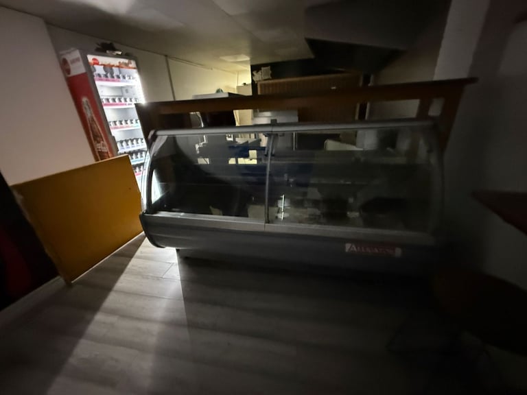 image for Fully loaded takeaway to let in kingswood 