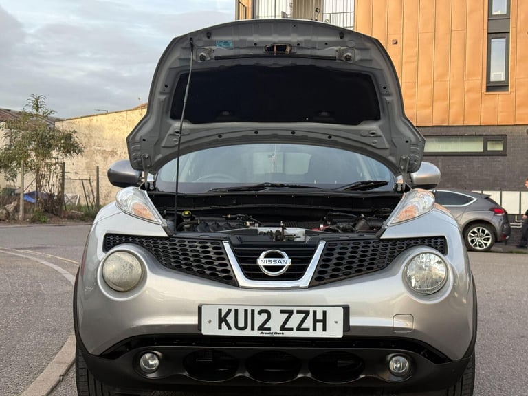 2012 Nissan Juke 1.6 Acenta 5dr [Premium Pack] HATCHBACK PETROL Manual
