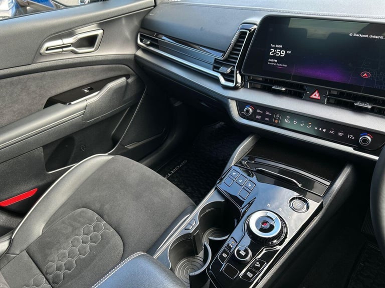 2025 Kia Sportage 1.6 h T-GDi GT-Line SUV 5dr Petrol Hybrid Auto Euro 6 (s/s) (207 bhp) SUV PETRO...