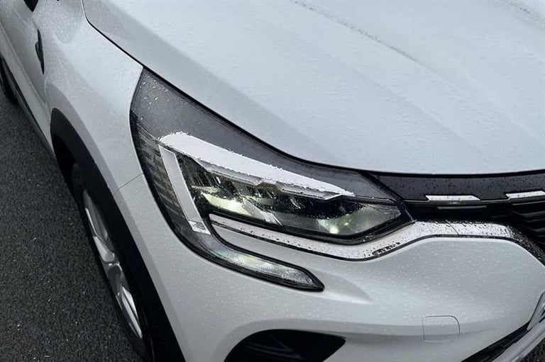 2020 Renault Captur 1.0 TCE 100 ICONIC 5DR Hatchback Petrol Manual