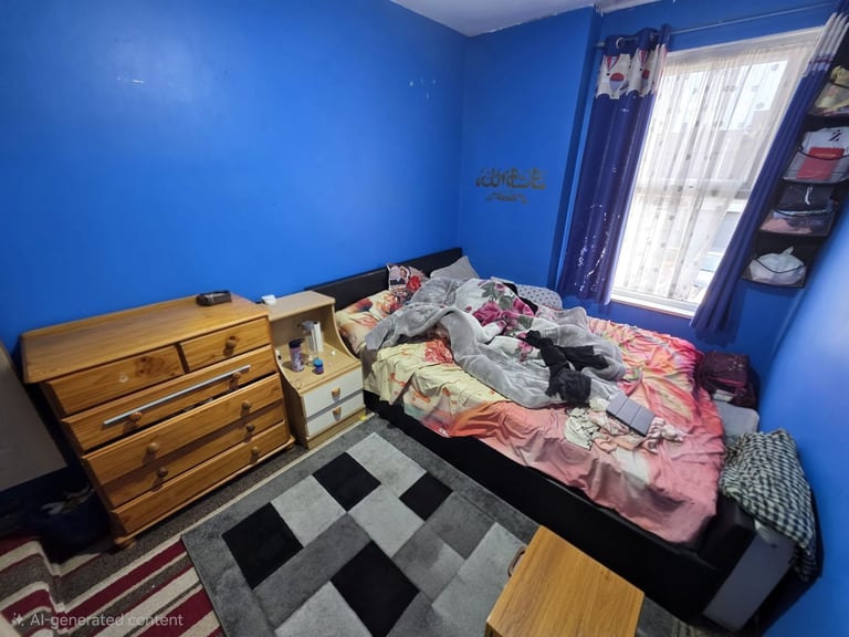 NEW LISTING**3/4 Bedrooms**High Town Area**OFF-STREET PARKING**