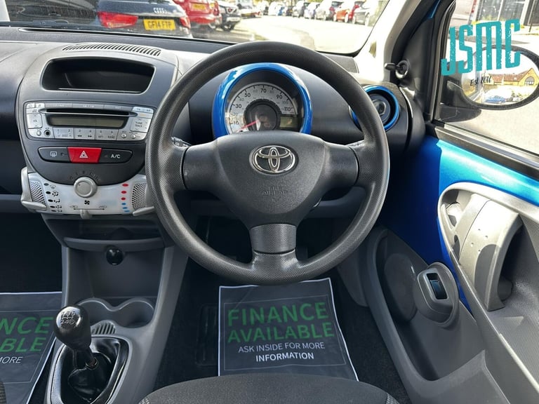 2010 Toyota AYGO 1.0 VVT-i Blue Hatchback 3dr Petrol Manual Euro 4 (67 bhp) Hatchback Petrol Manual