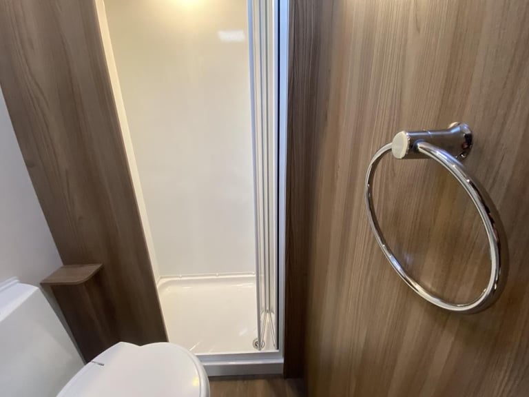 2022 SWIFT SPRITE SUPER QUATTRO FB TOURING CARAVAN