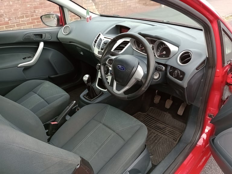 Ford Fiesta 1.6 TDI Zetec, MOT June 2026, £20 yr tax