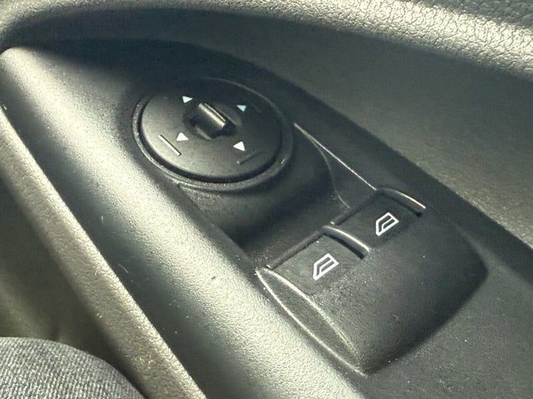 2022 Ford Transit Connect 1.5 230 EcoBlue Trend Panel Van 5dr Diesel Manual L2 Euro 6 (s/s) (100 ...