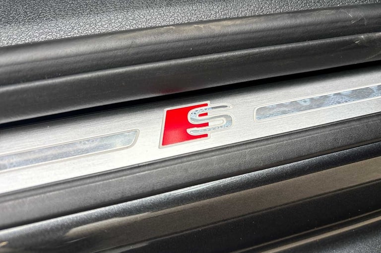 2019 Audi A4 35 TFSI S Line 4dr Saloon Petrol Manual