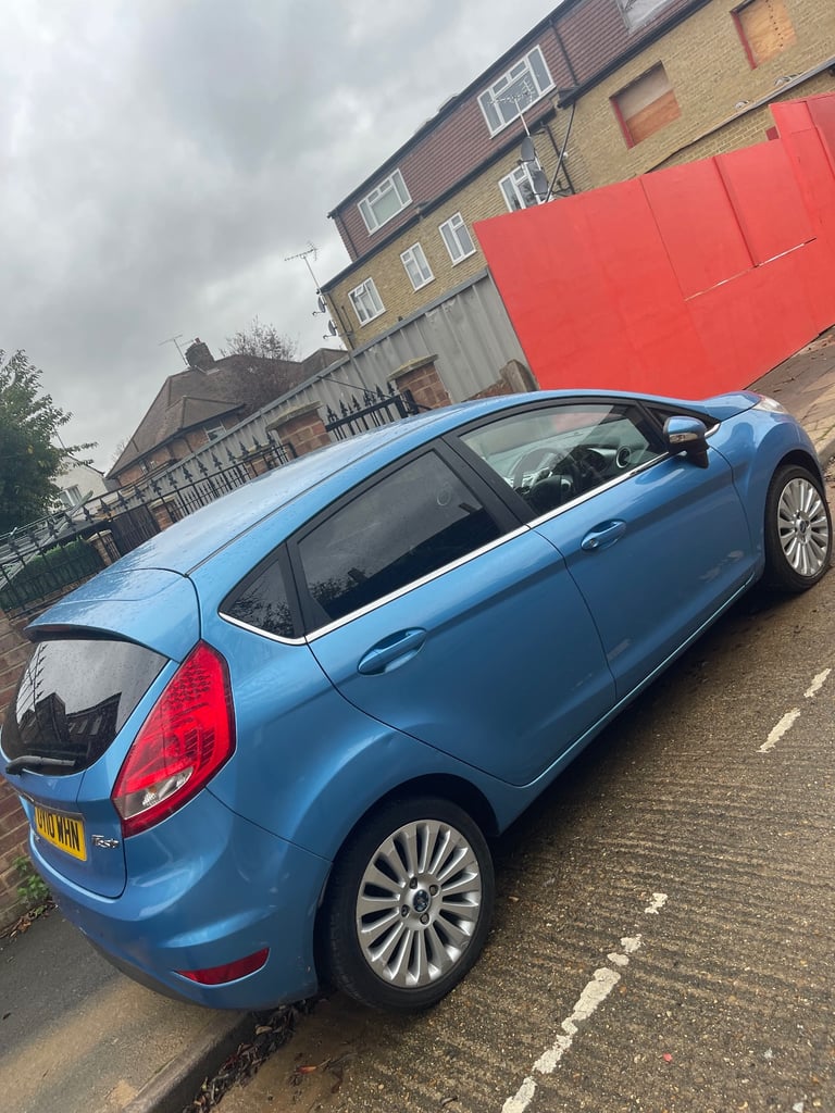 Ford, FIESTA, Hatchback, 2010, Manual, 1388 (cc), 5 doors
