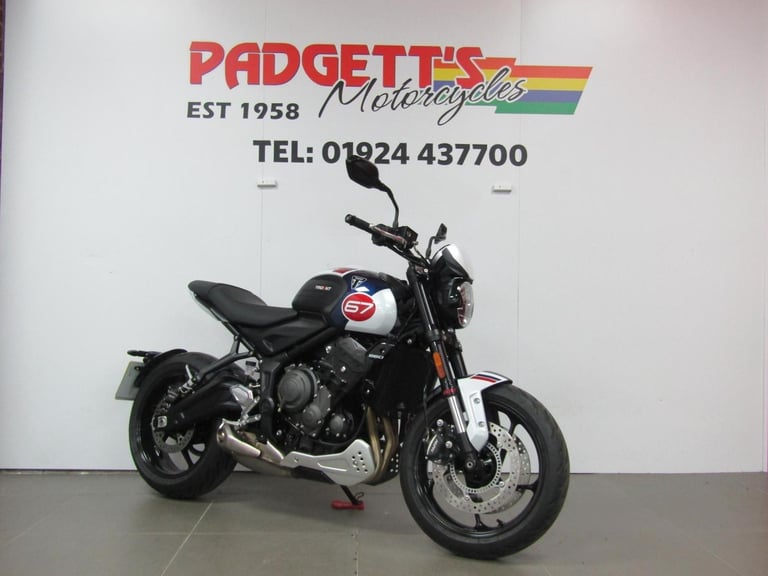 2025 Triumph Trident 660 - Triple Tribute