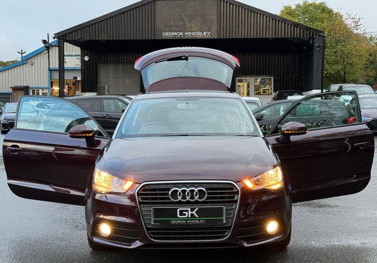 2011 Audi A1 TFSI SPORT - £35 TAX -ONE OWNER FROM NEW - 11 STAMPS IN THE BOOK - LEATHER Hatchback...