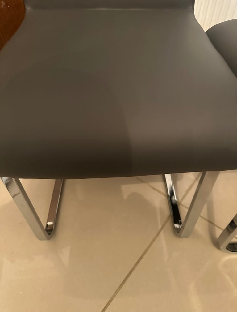  Atlanta white gloss dining table 160-220 cm wide in NEW 