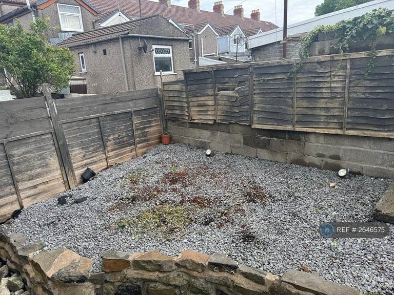 2 bedroom house in Brookdale Street, Neath, SA11 (2 bed) (#2646575)