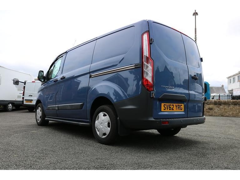 2012 FORD TRANSIT CUSTOM TREND *NO VAT* STUNNING CONDITION LOW MILE 80k RARE VAN