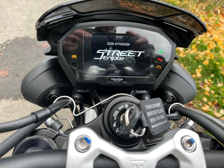 TRIUMPH STREET TRIPLE 765 RS, 2023(23), 10,107 MILES, FSH, IMMACULATE, £7995