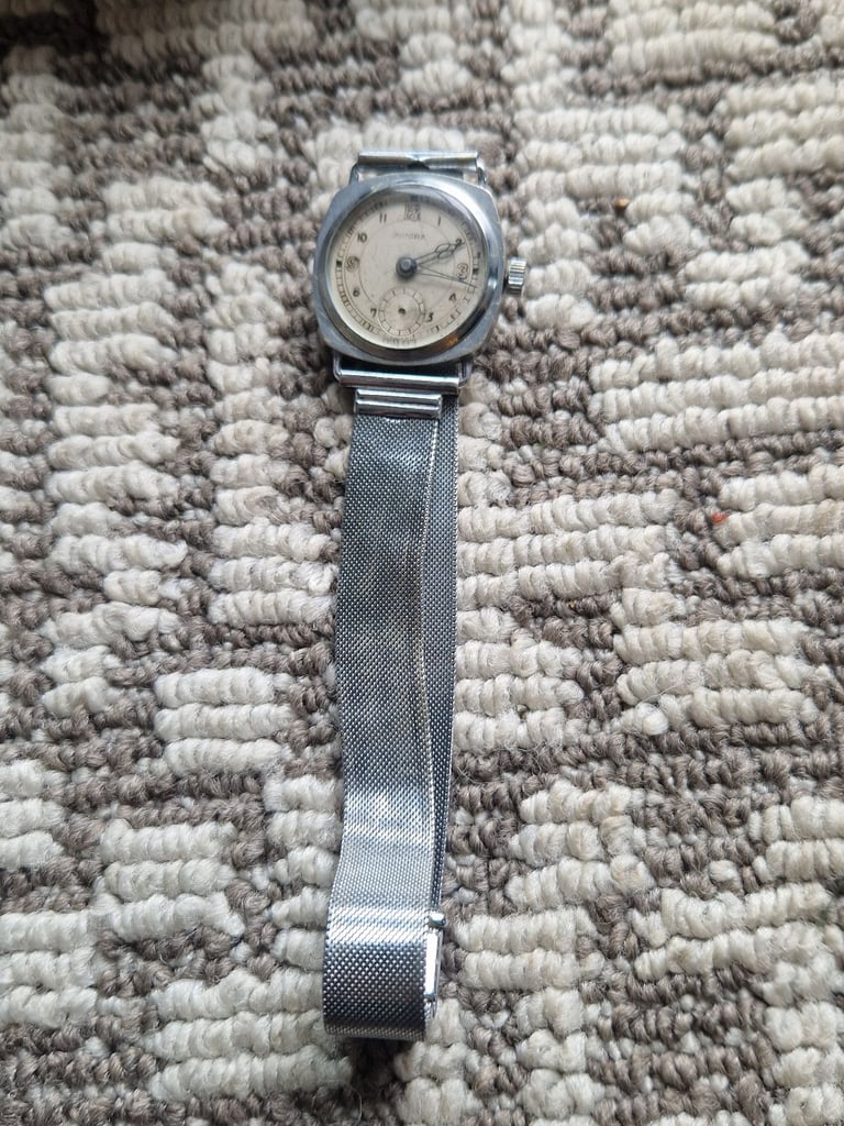image for 1939 priora watch 