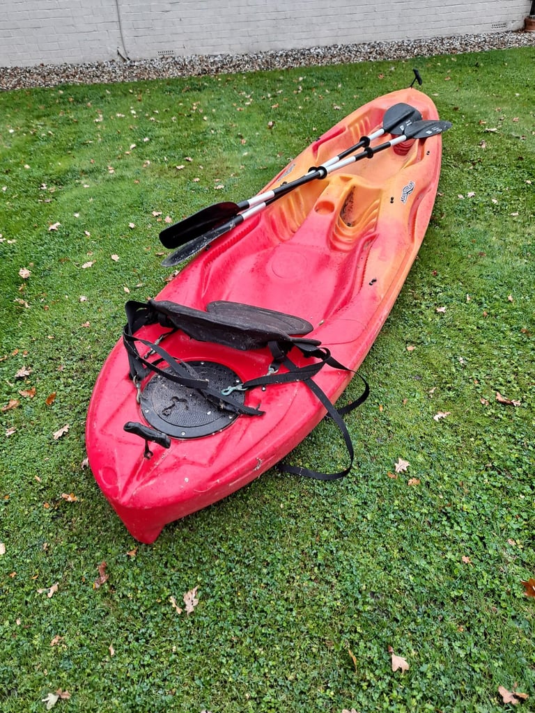 Mainstream Double Play sit on Kayak with paddles