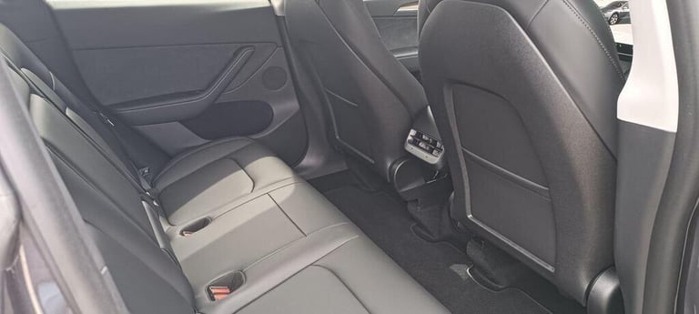  Tesla Model Y (Dual Motor) Long Range Auto 4WDE 5dr Electric Automatic