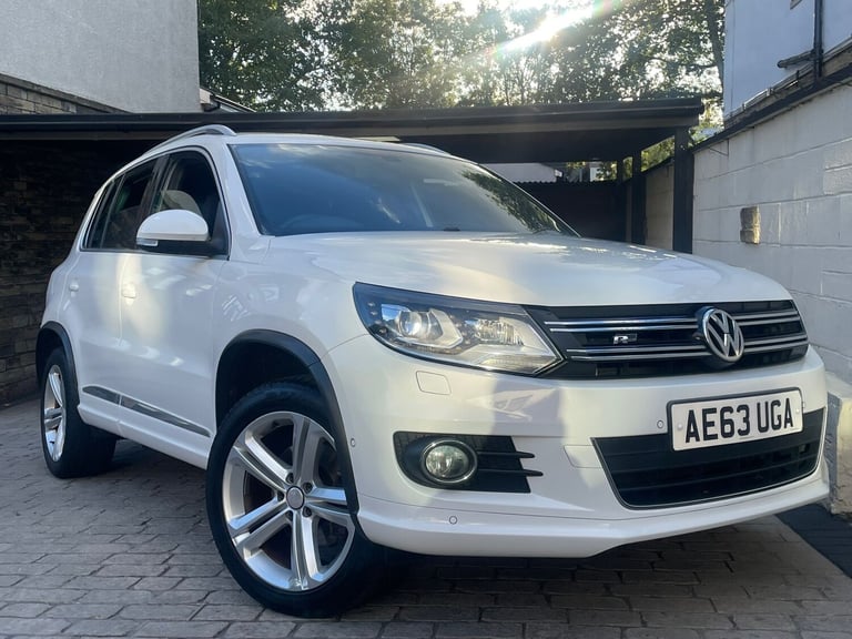 2013 Volkswagen Tiguan 2.0 TDi BlueMotion Tech R-Line 177 5dr DSG ESTATE Diesel Automatic