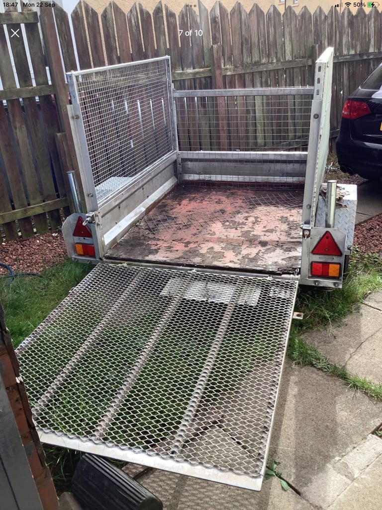 TRAILER FULLY GALVANISED HIGH SIDES 700 KILO RATED.