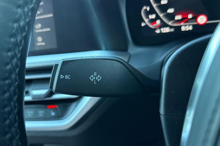 2019 BMW 3 Series 2.0 330i M Sport Saloon 4dr Petrol Auto Euro 6 (s/s) (258 ps) Automatic Saloon ...
