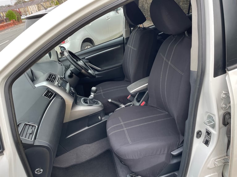 Toyota, VERSO, MPV, FSH, 7 seater, 2013, Manual, 1998 (cc), 5 doors