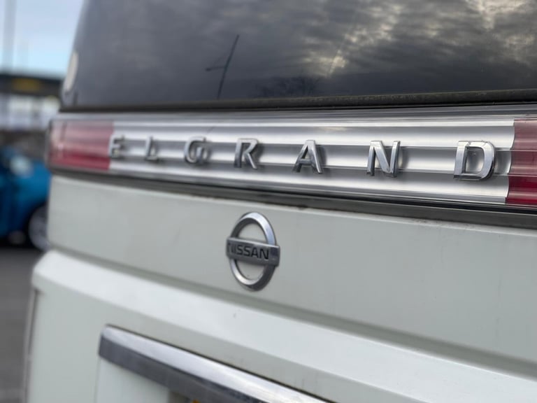 2006 NISSAN ELGRAND E51 AUTO