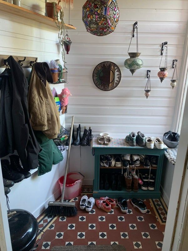 Large bright double room to rent