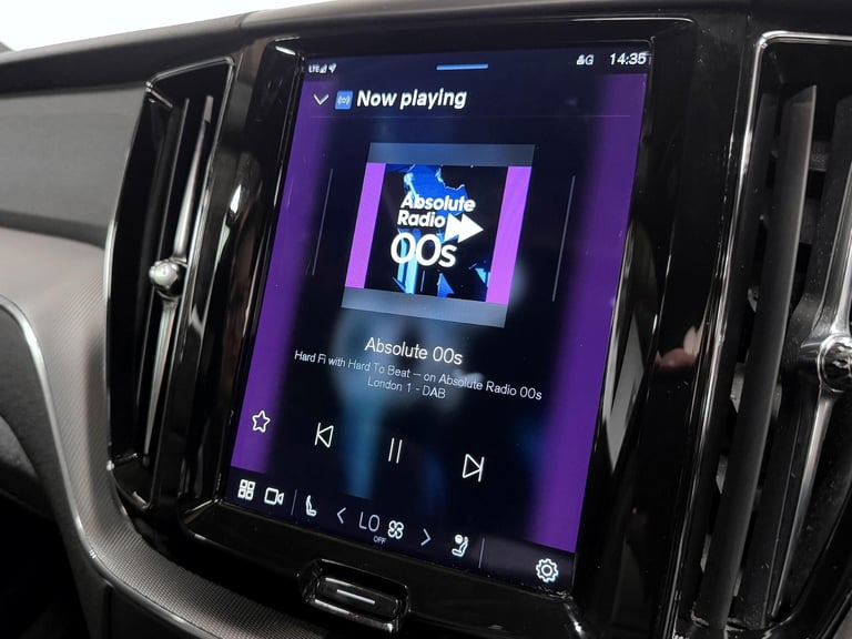 2021 Volvo XC60 R-Design Pro T8 AWD (390 hp) Auto ESTATE Petrol/Electric Hybrid Automatic