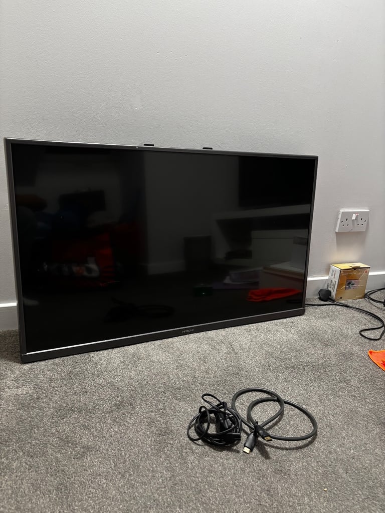 image for Hitachi TV and HDMI cable and wire for console 