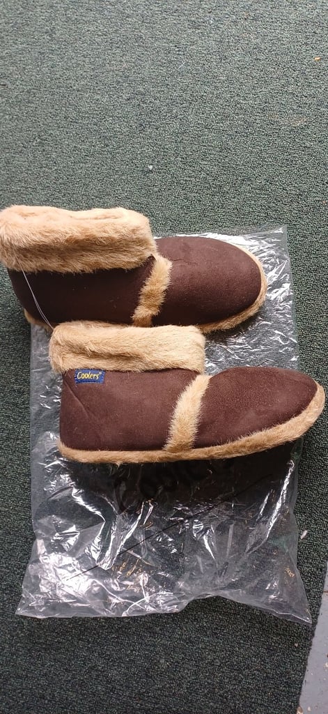 image for Mens boot slippers 