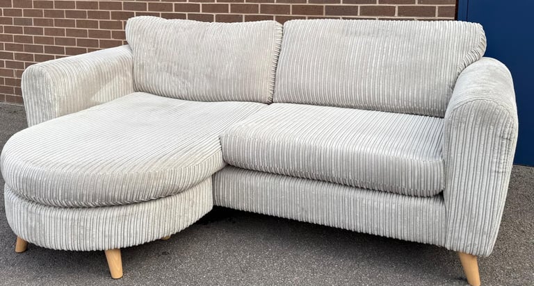 DFS Ex-Display Modern Large Beige Corded Lounger Sofa – £200