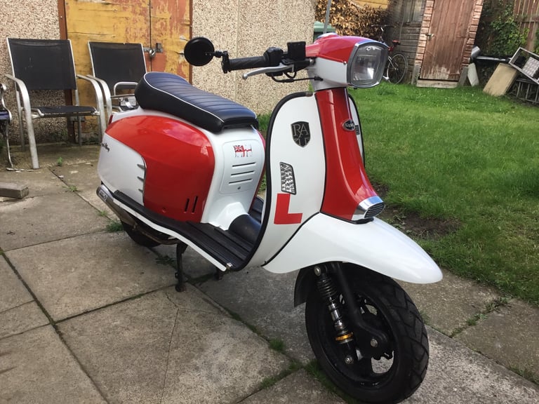 image for Royal alloy gt125 scooter, 2019 reg, may deliver.